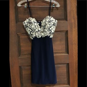 Gorgeous Faviana formal dress